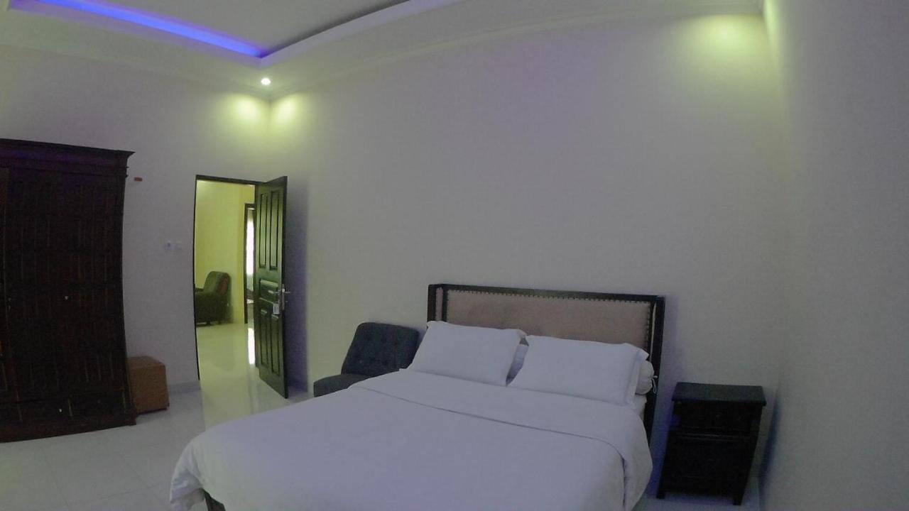 Villa Dira Bogor Eksteriør bilde